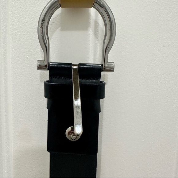 Salvatore Ferragamo Other - Authentic Salvatore Ferragamo black leather belt, size 34.